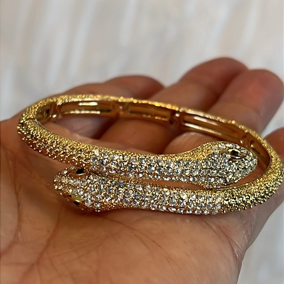 Snake ( Goldtone )  🐍 Adjustable Bracelet NWOT - Picture 14 of 16
